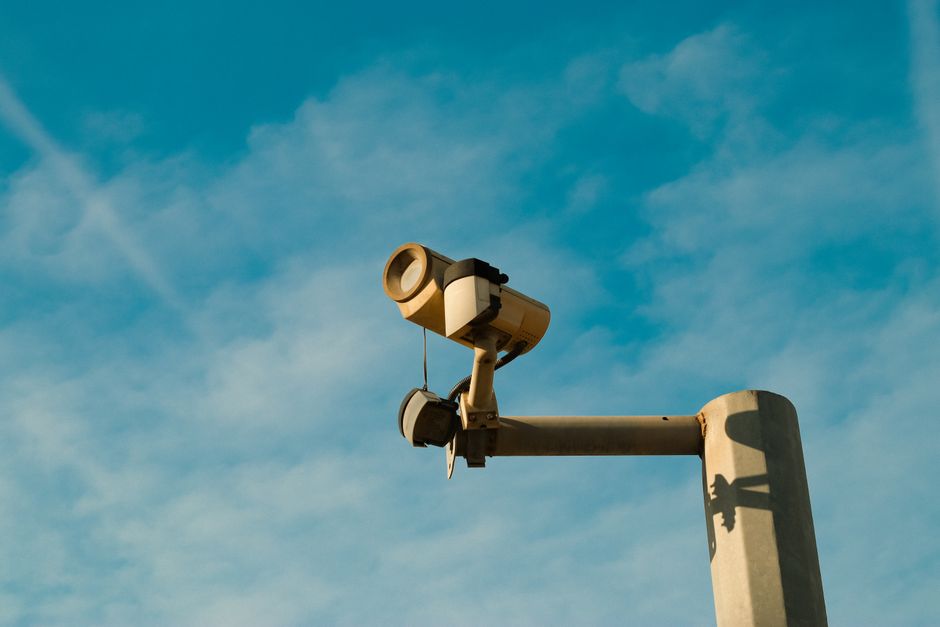 Multa millonaria para YouTube por no respetar la privacidad de los chicos